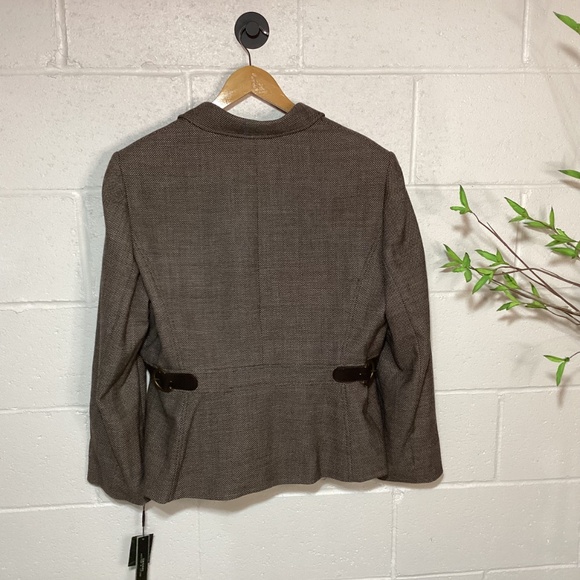 Tahari Arthur S. Levine Women’s Blazer | Size 16 | New With Tags - Picture 2 of 3